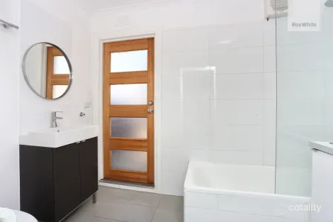 Property photo of 18/178-180 Victoria Street Brunswick VIC 3056