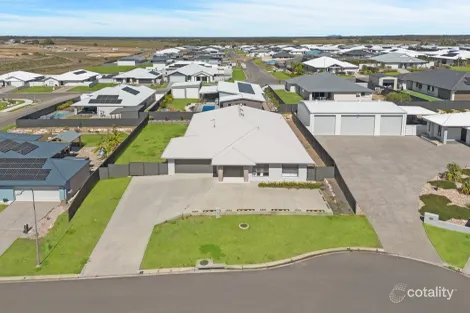 4 Bergamot Ct, Nikenbah, QLD 4655