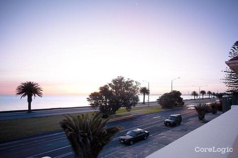 Property photo of 11/122 Beaconsfield Parade Albert Park VIC 3206