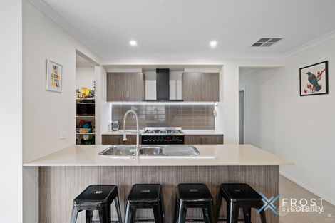 Property photo of 6 Solitaire Way Wallan VIC 3756