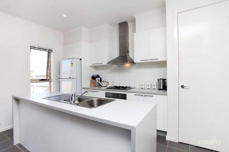 Property photo of 3 Tyler Crescent Tarneit VIC 3029