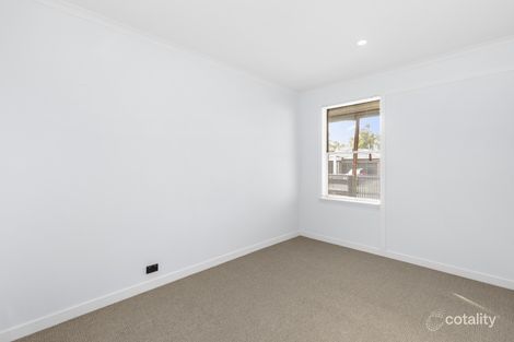 Property photo of 57 Armata Crescent Frankston North VIC 3200