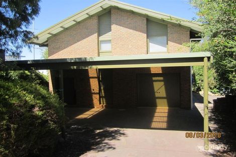 4 Snug Ct, Encounter Bay, SA 5211