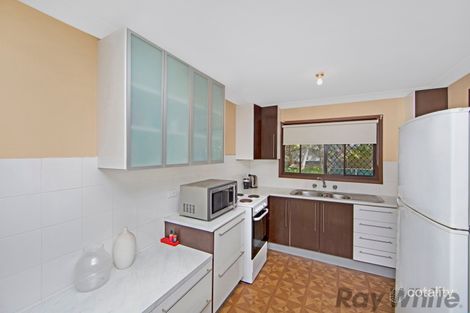 Property photo of 22 Somerville Close Budgewoi NSW 2262
