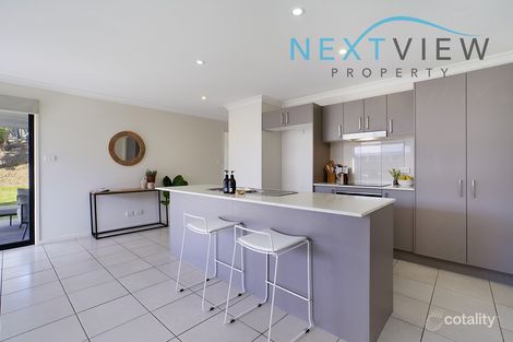 Property photo of 31 Wedgetail Street Fletcher NSW 2287