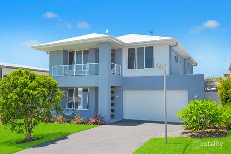 Property photo of 11 Waterside Way Lake Cathie NSW 2445