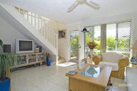 Property photo of 39/2 St Kevins Avenue Benowa QLD 4217