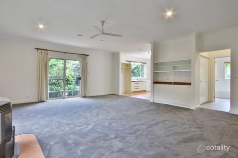Property photo of 8 Edinburgh Street Bentleigh East VIC 3165