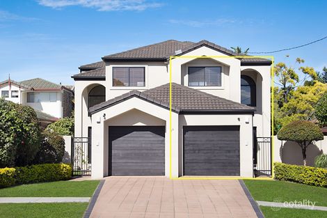 2/16 Deodar Dr, Burleigh Heads, QLD 4220