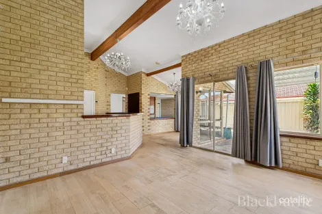 18 Mahogany Rd, Morley, WA 6062