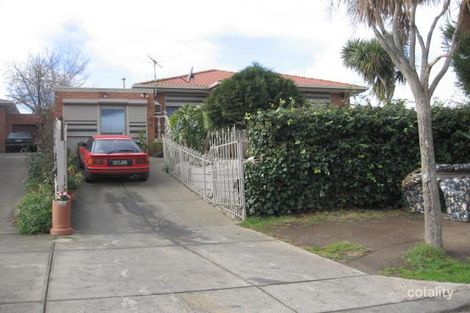 2/2 Dakara Cl, Meadow Heights, VIC 3048