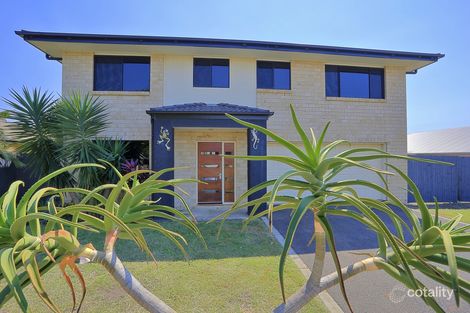 50 Bisdee St, Coral Cove, QLD 4670