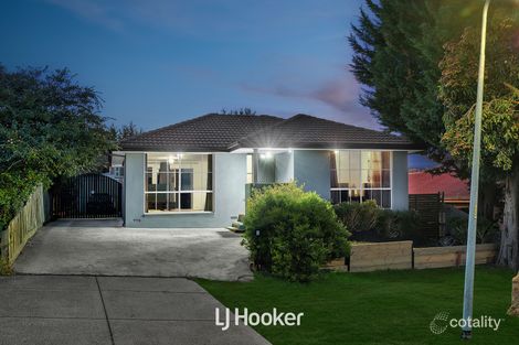 Property photo of 3 Thelma Rise Hampton Park VIC 3976