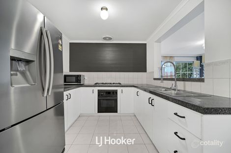 Property photo of 3 Thelma Rise Hampton Park VIC 3976