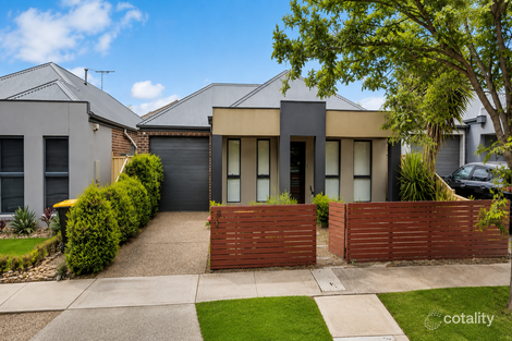 18 Hawthorn Way, Caroline Springs, VIC 3023
