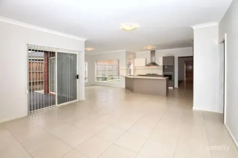 29 Lauderdale Dr, Craigieburn, VIC 3064