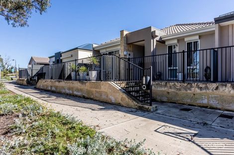 197 Lake Valley Dr, Lakelands, WA 6180