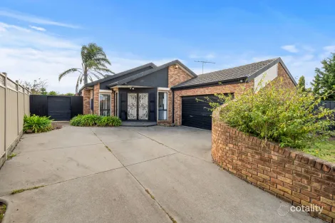 Property photo of 11 Coorong Court Meadow Heights VIC 3048