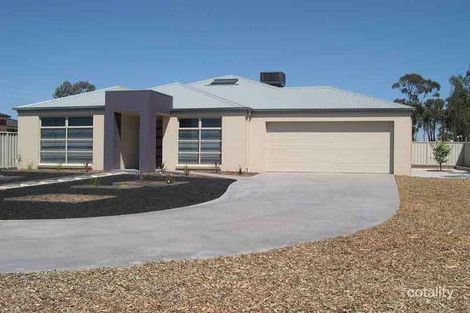 4 Gordonia Pl, Epsom, VIC 3551