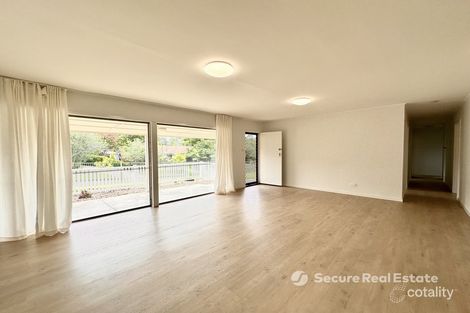 Property photo of 2 Skye Street Kenmore QLD 4069