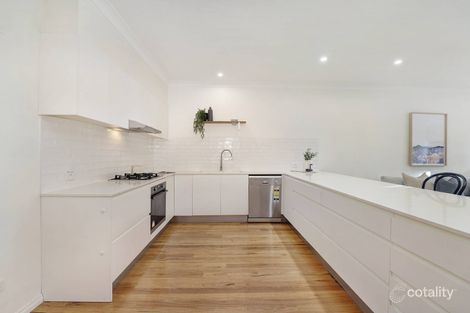 Property photo of 2/30 Macpherson Street Footscray VIC 3011