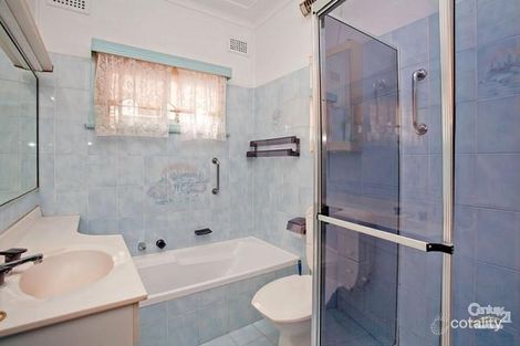 Property photo of 55 Davis Road Marayong NSW 2148