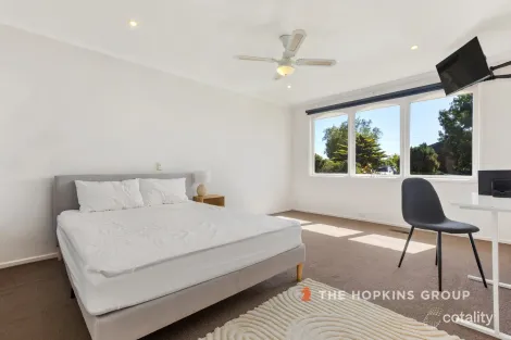 29 Stewart Dr, Werribee, VIC 3030