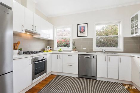 Property photo of 128 Rooks Road Nunawading VIC 3131