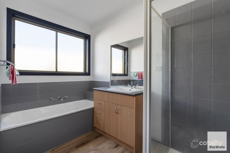 Property photo of 1/57 Allenby Road Hillside VIC 3037