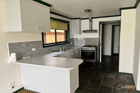 Property photo of 3 Damte Place St Albans VIC 3021