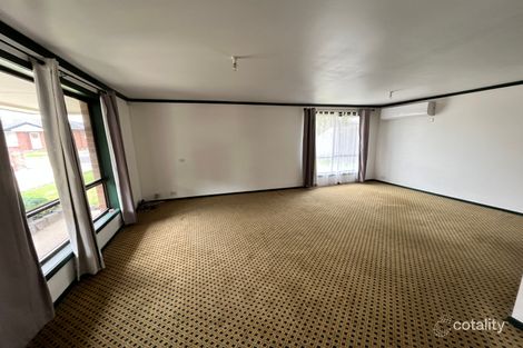 Property photo of 3 Damte Place St Albans VIC 3021