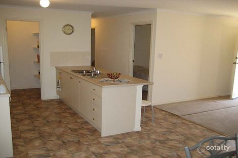 Property photo of 28 Yararoo Drive Clinton SA 5570