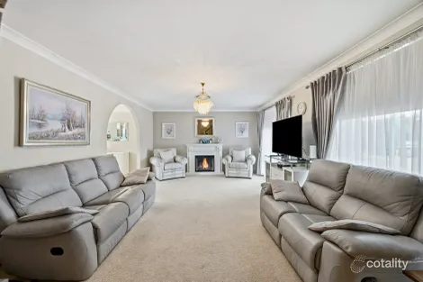 Property photo of 22 Limonite Place Eagle Vale NSW 2558