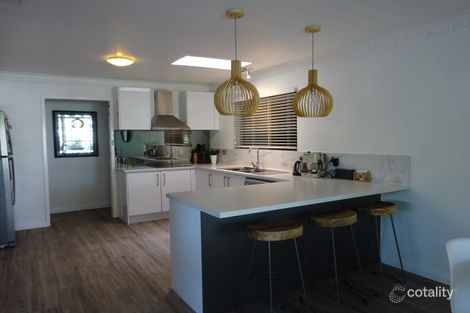 Property photo of 1/57 Errol Avenue Paradise Point QLD 4216