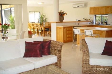 Property photo of 8 Kardan Circuit Karawara WA 6152