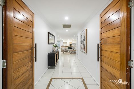 Property photo of 52 Semper Place Calamvale QLD 4116