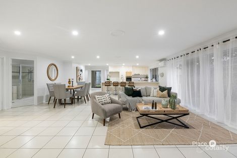 Property photo of 52 Semper Place Calamvale QLD 4116