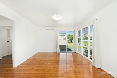 Property photo of 24 Amalfi Street Lurnea NSW 2170