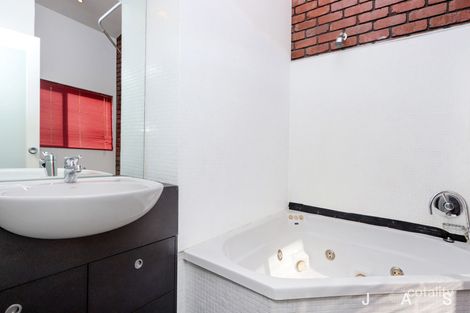 Property photo of 2/150 Hyde Street Yarraville VIC 3013