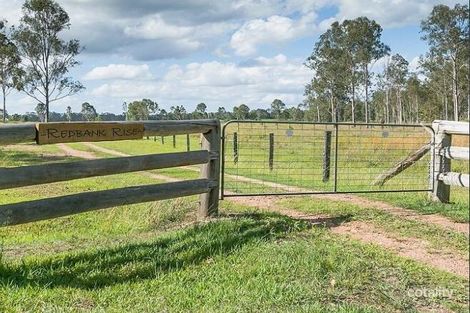 364 Redbank Rd, Tiaro, QLD 4650