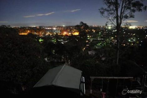 Property photo of 3 Valerie Close Edens Landing QLD 4207