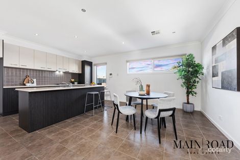 Property photo of 6 Centennial Park Drive Craigieburn VIC 3064