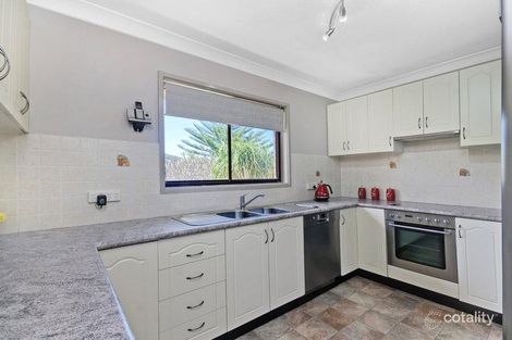 Property photo of 37 Sherwood Drive Balgownie NSW 2519