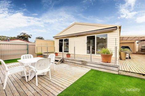 2 Two Bays Dr, St Leonards, VIC 3223
