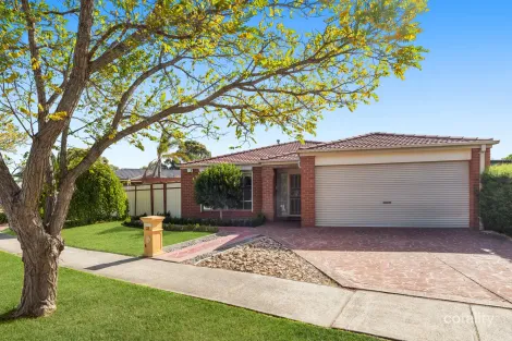 39 Cardinia Cres, Taylors Hill, VIC 3037