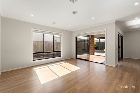 Property photo of 35 Independence Boulevard Doreen VIC 3754