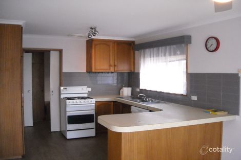 Property photo of 27 Clover Street Wendouree VIC 3355