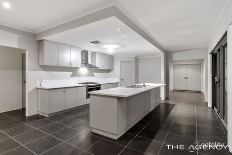 Property photo of 51 Cottesloe Crescent Secret Harbour WA 6173