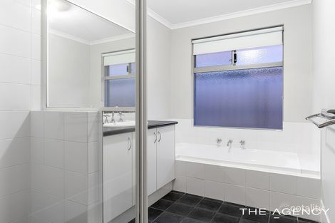 Property photo of 51 Cottesloe Crescent Secret Harbour WA 6173