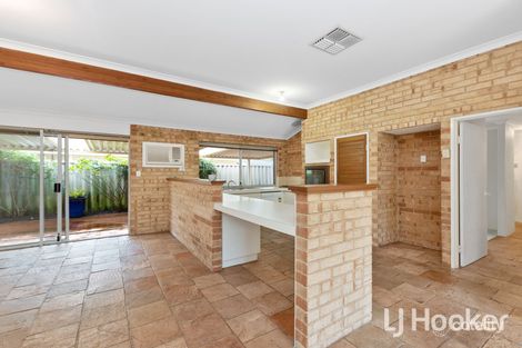 Property photo of 11 Stuart Court Bateman WA 6150